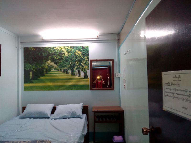 Chan Myae Thar Guest House Yangon Eksteriør bilde