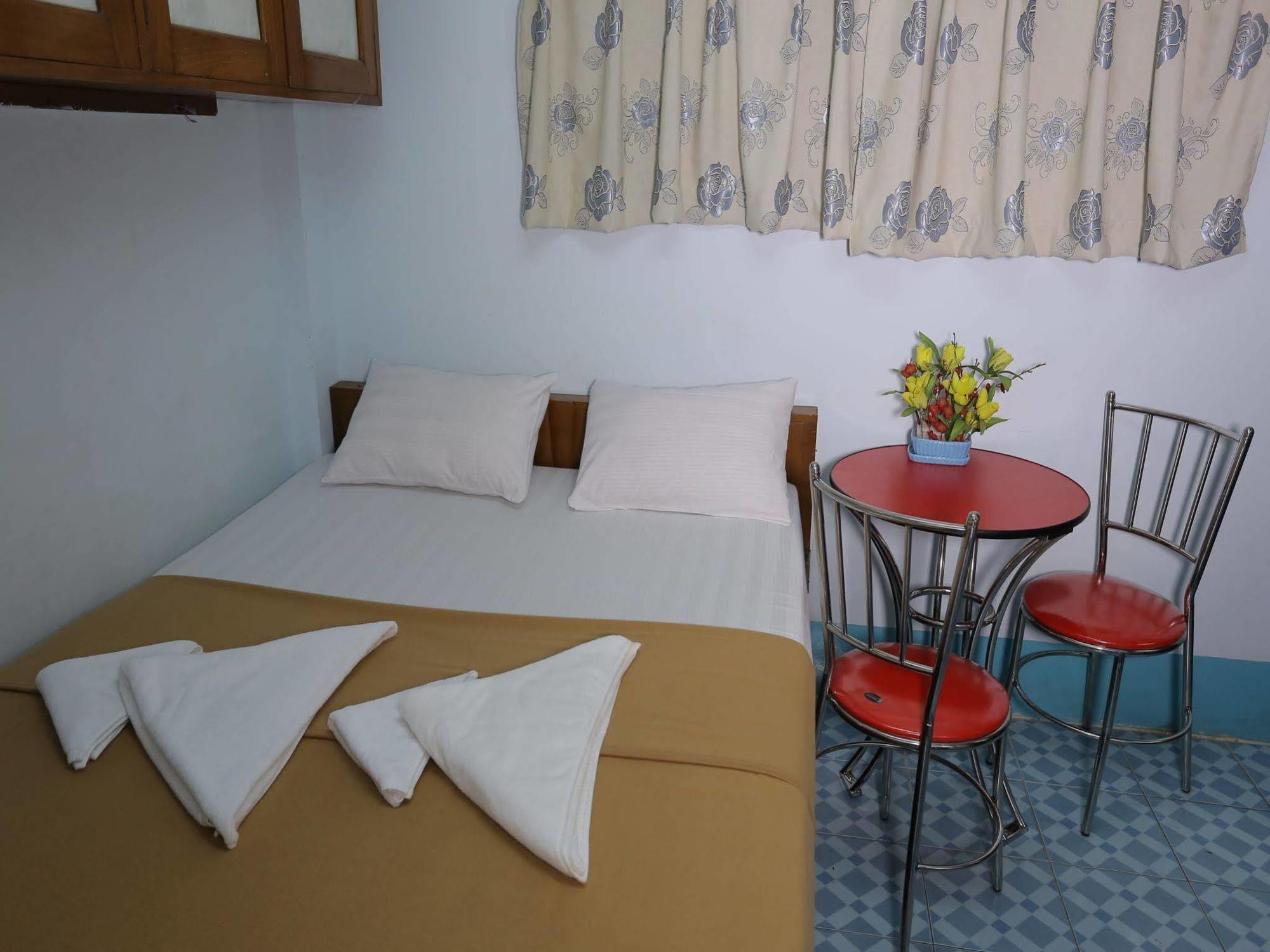 Chan Myae Thar Guest House Yangon Eksteriør bilde